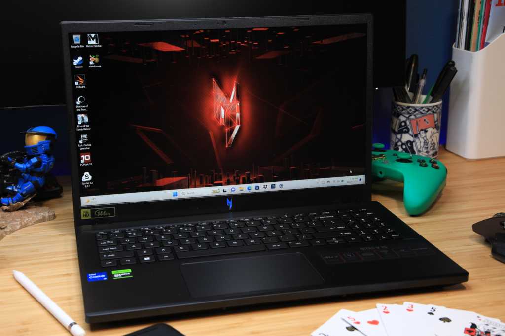 Acer Nitro V 15: Middling hardware ruined by overbearing software